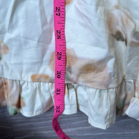 NEW WEWOREWHAT Floral Ruffle Mini puff sleeve Dress Small - Picture 12 of 12